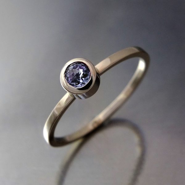 oryginalny pierścionek z tanzanitem
